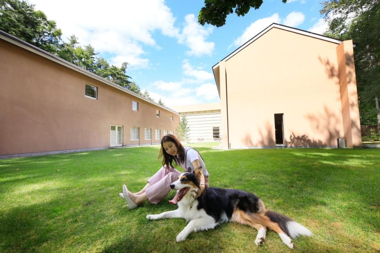 Yutorelo Tateshina With Dogs